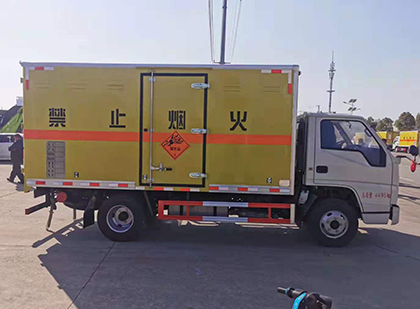 湛河爆破器材运输车